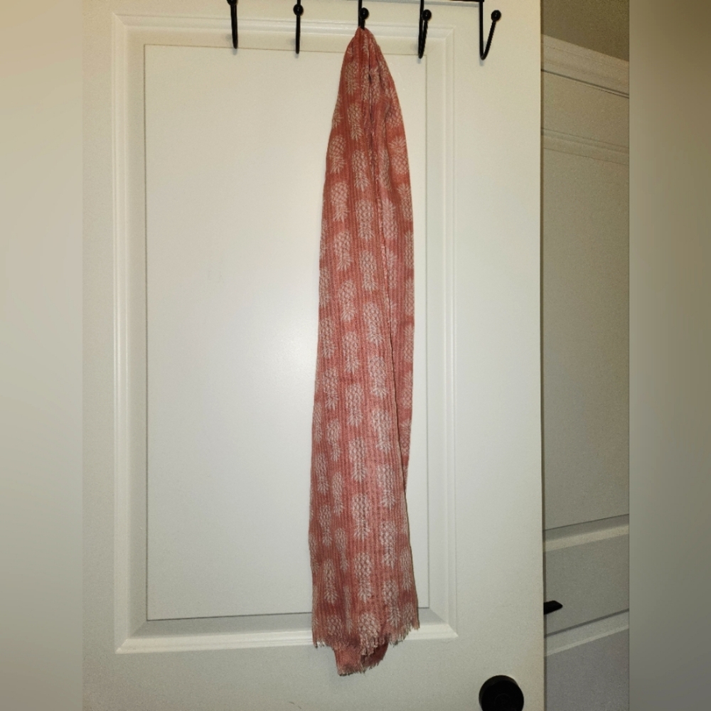 Pineapple Scarf